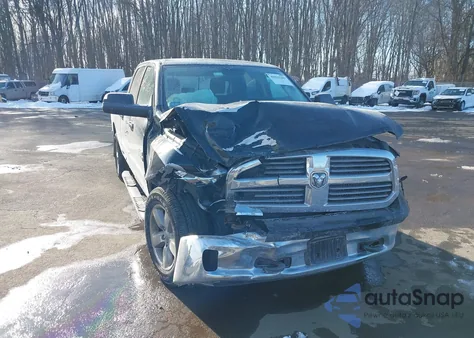 2015 Ram 1500 Big Horn z USA, uszkodzony, nr VIN 1C6RR7TT4FS759394